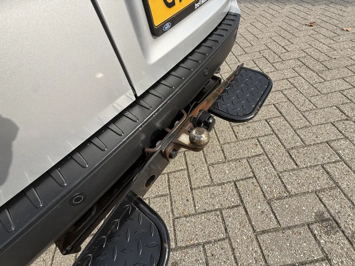 280 2.0 TDCI L1H1 Trend Voorruit verwarming | Parkeersensoren Voor & Achter | Laadruimte betimmering | Trekhaak