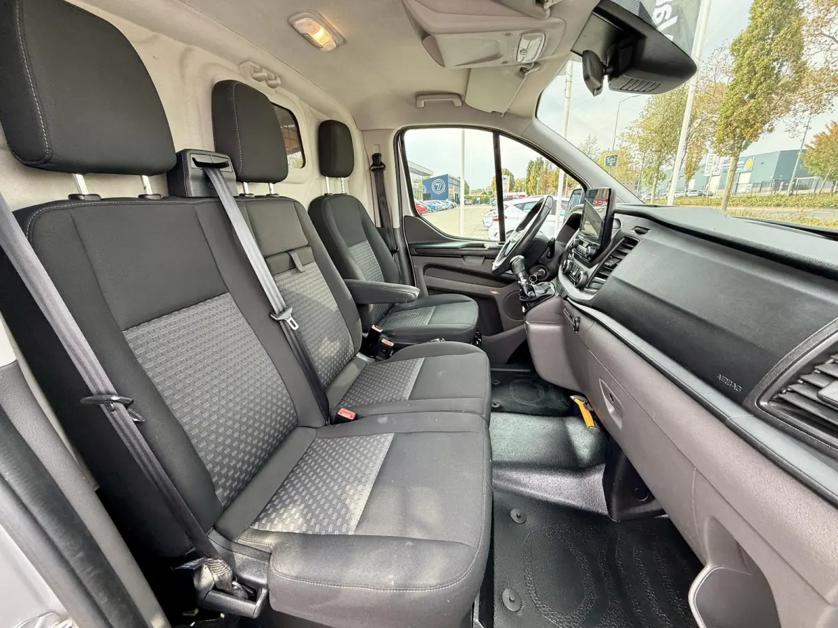 280 2.0 TDCI L1H1 Trend Voorruit verwarming | Parkeersensoren Voor & Achter | Laadruimte betimmering | Trekhaak