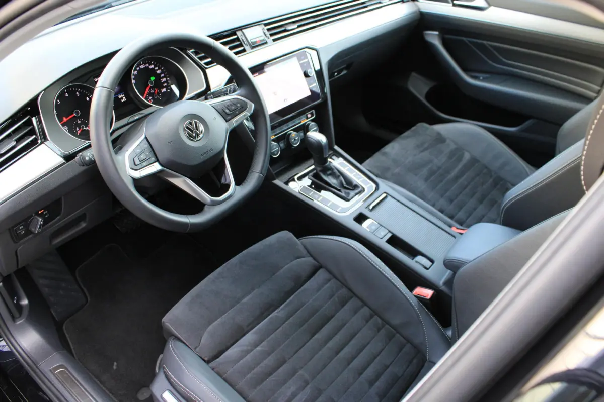 1.5 TSI ACC | Navi | CarPlay | Stoelverwarming | Camera | Dealer Onderhouden
