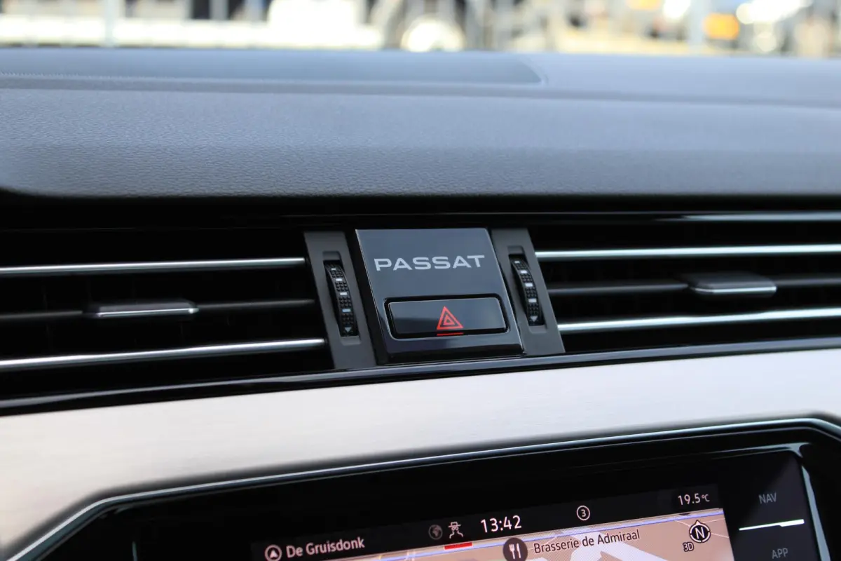 1.5 TSI ACC | Navi | CarPlay | Stoelverwarming | Camera | Dealer Onderhouden