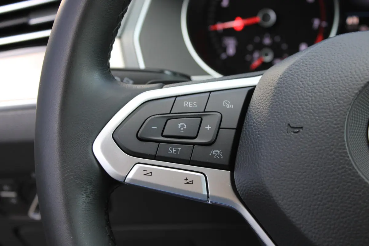 1.5 TSI ACC | Navi | CarPlay | Stoelverwarming | Camera | Dealer Onderhouden