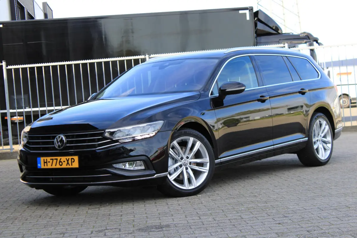 1.5 TSI ACC | Navi | CarPlay | Stoelverwarming | Camera | Dealer Onderhouden