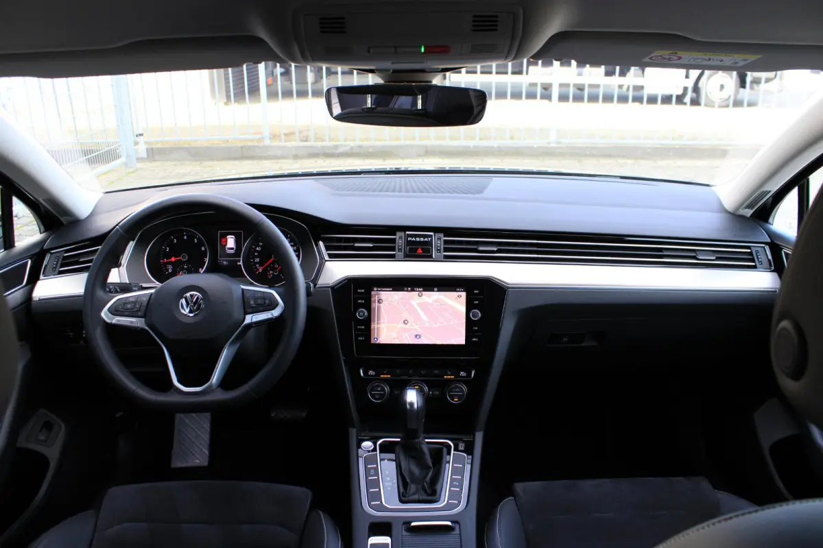 1.5 TSI ACC | Navi | CarPlay | Stoelverwarming | Camera | Dealer Onderhouden