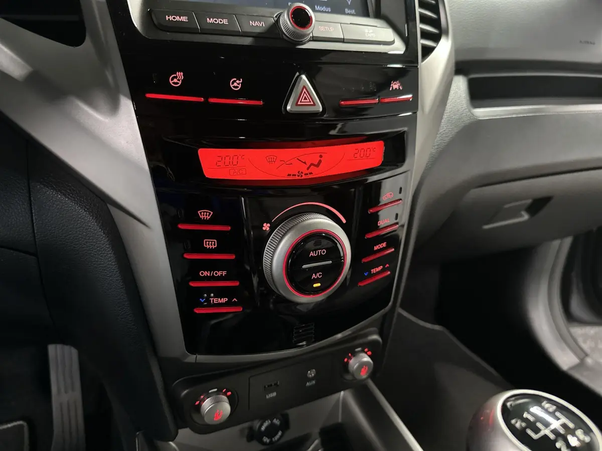 1.6 Sapphire Leder | Carplay | Navi