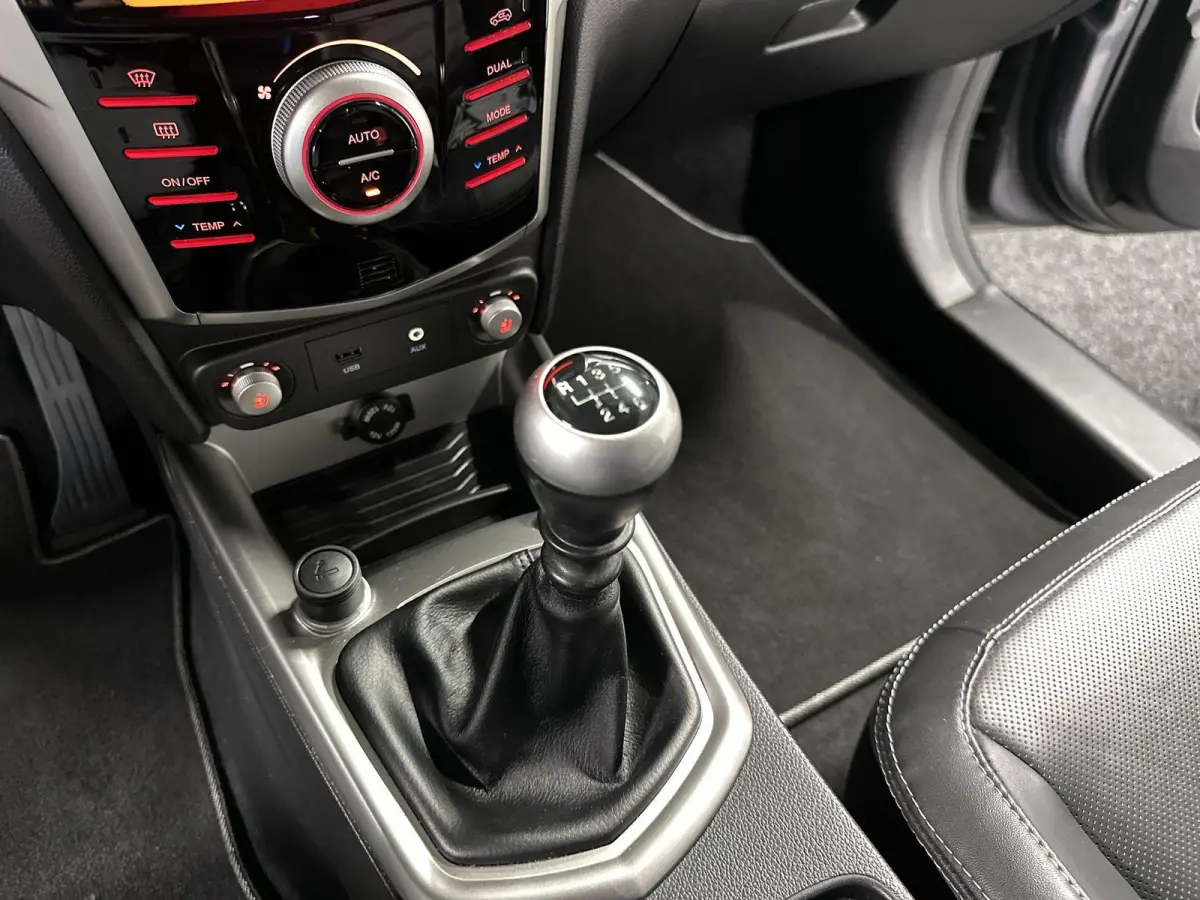 1.6 Sapphire Leder | Carplay | Navi