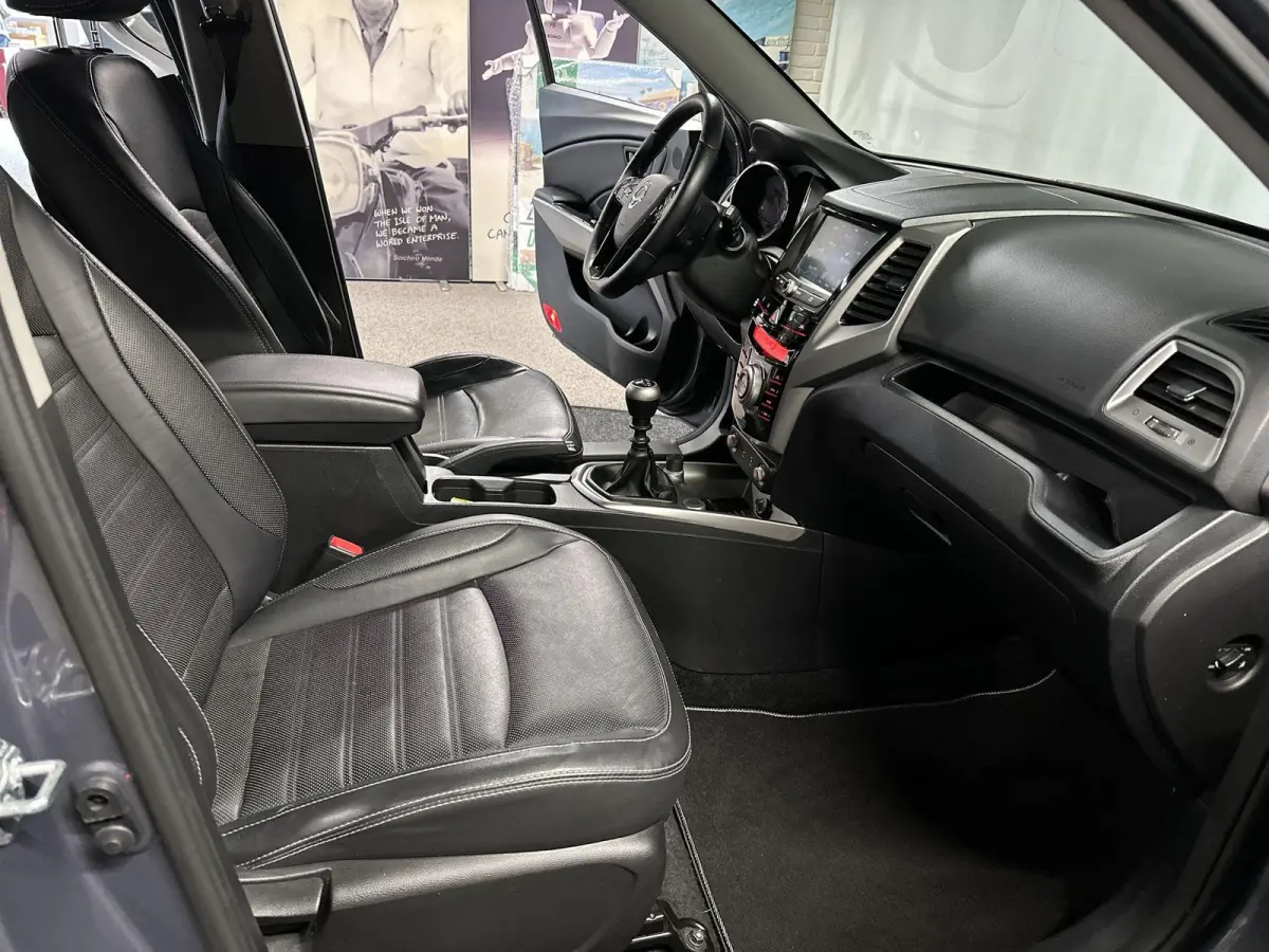 1.6 Sapphire Leder | Carplay | Navi