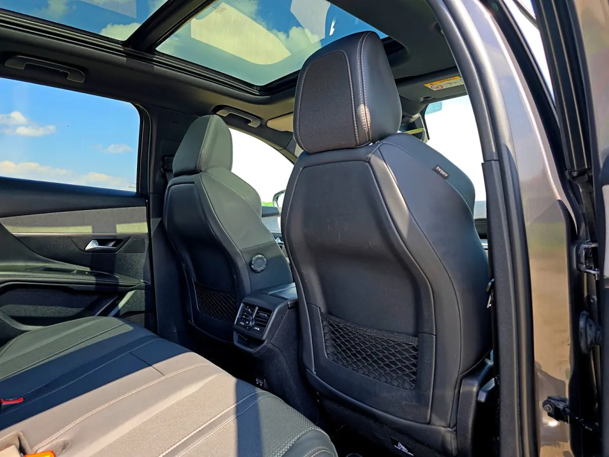 1.6 HYbrid 225 GT - PHEV - Panorama dak -