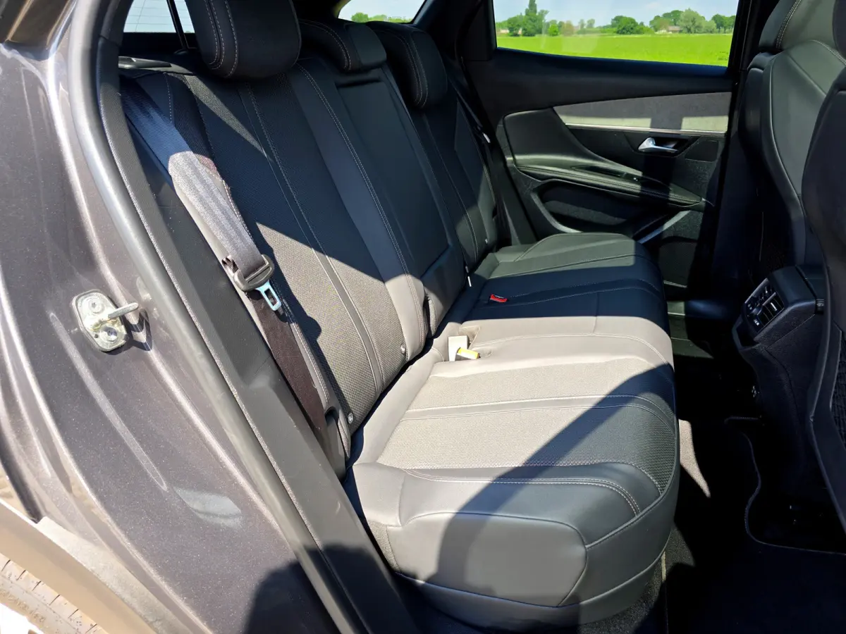 1.6 HYbrid 225 GT - PHEV - Panorama dak -