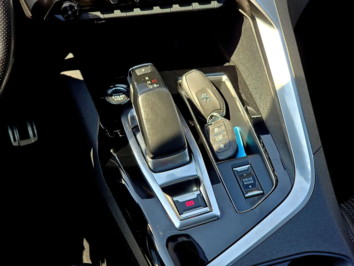 1.6 HYbrid 225 GT - PHEV - Panorama dak -