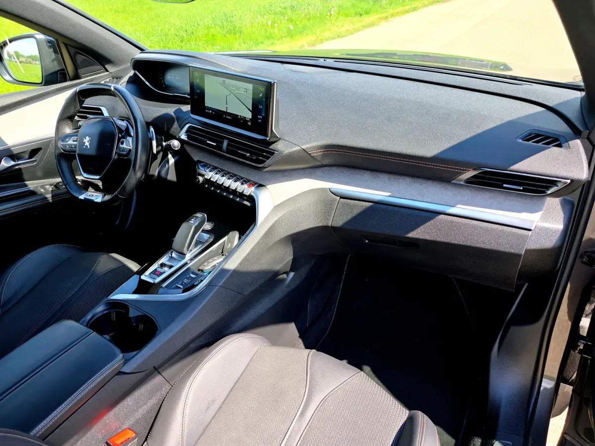1.6 HYbrid 225 GT - PHEV - Panorama dak -