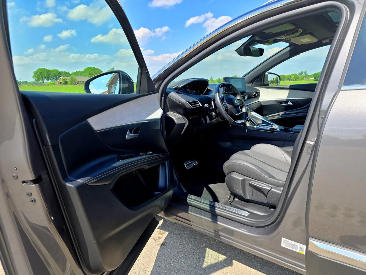 1.6 HYbrid 225 GT - PHEV - Panorama dak -