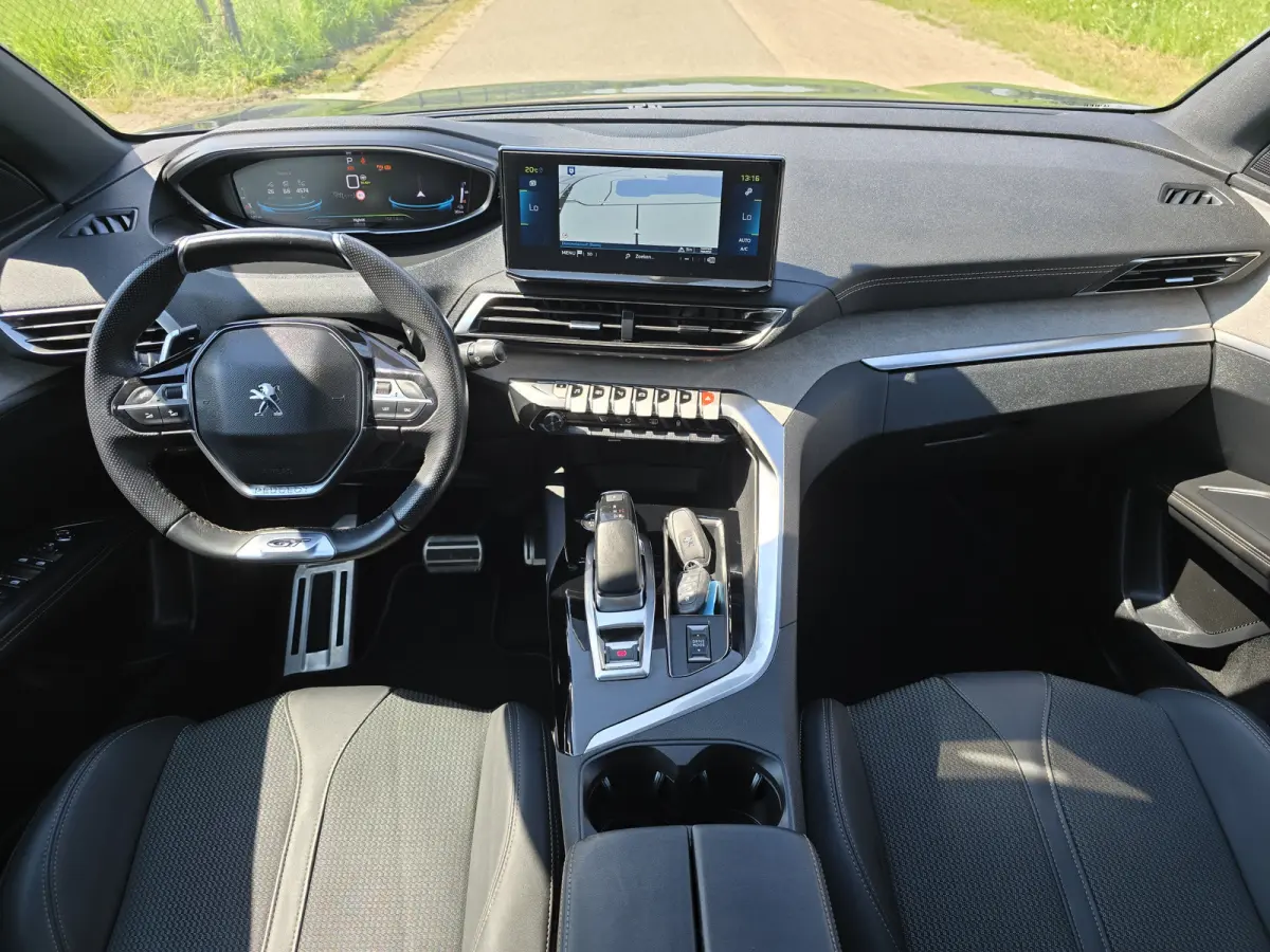 1.6 HYbrid 225 GT - PHEV - Panorama dak -