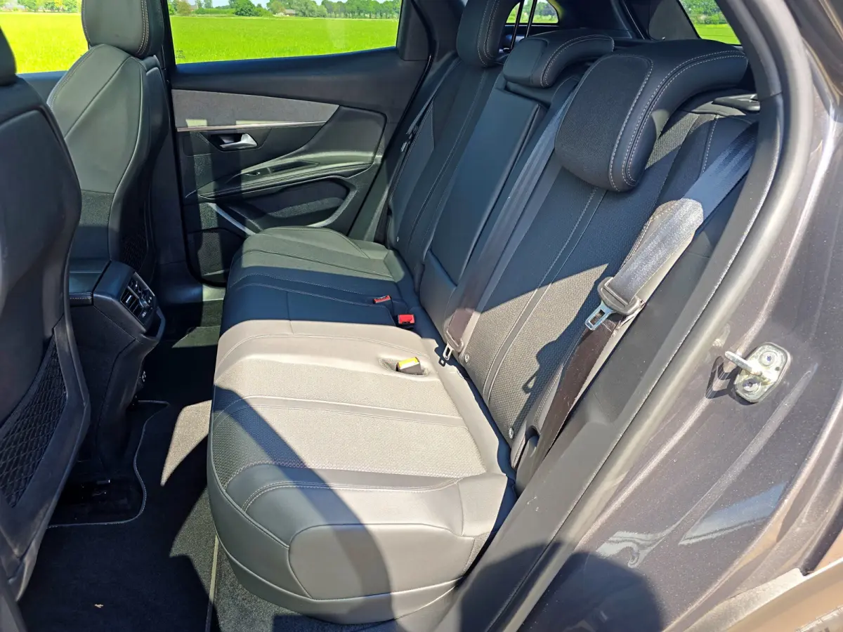 1.6 HYbrid 225 GT - PHEV - Panorama dak -