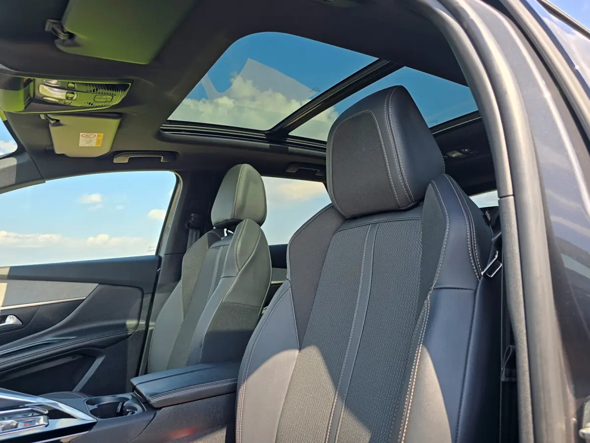 1.6 HYbrid 225 GT - PHEV - Panorama dak -