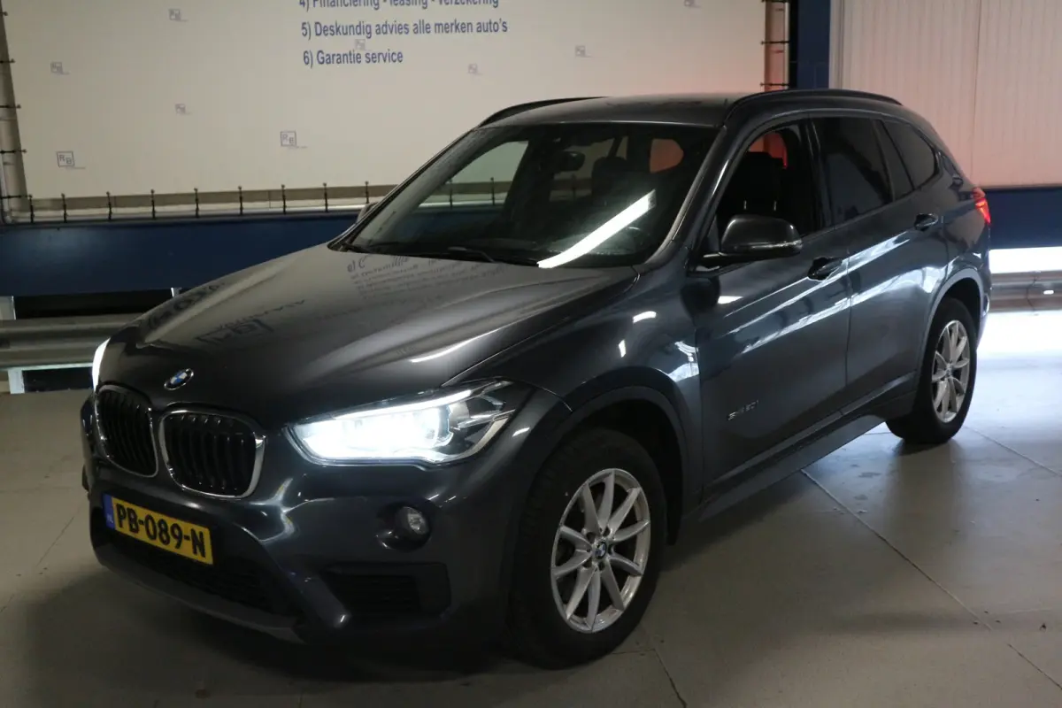 SDrive20i AUTOMAAT / NIEUW MODEL / LEES TEKST ! ! !