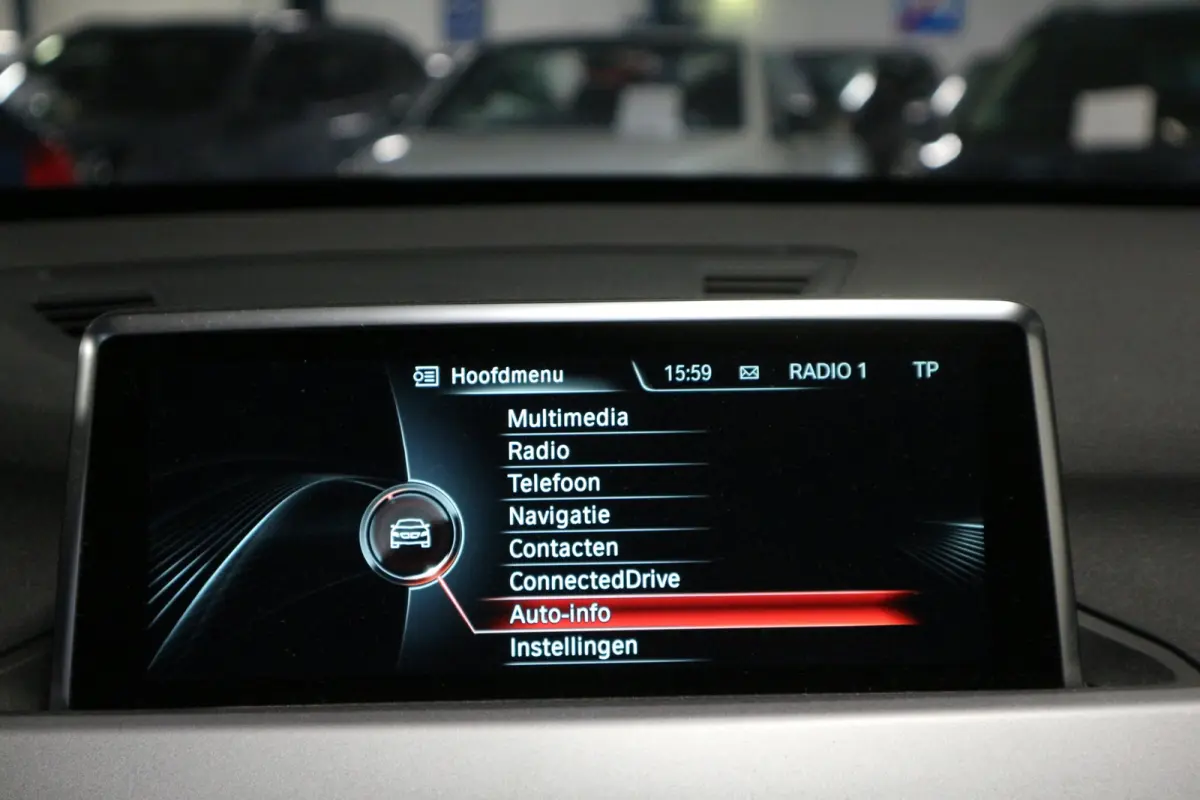 SDrive20i AUTOMAAT / NIEUW MODEL / LEES TEKST ! ! !