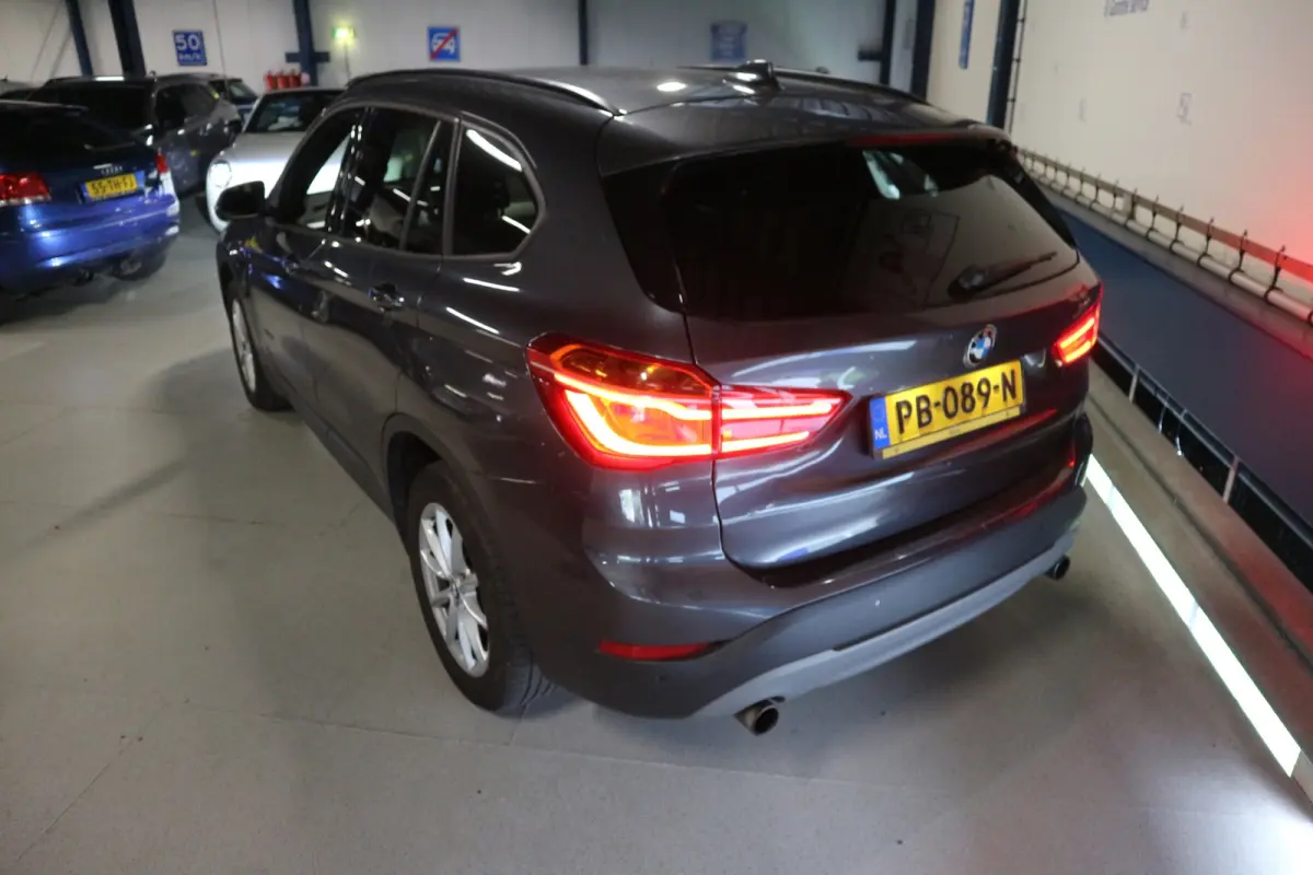 SDrive20i AUTOMAAT / NIEUW MODEL / LEES TEKST ! ! !