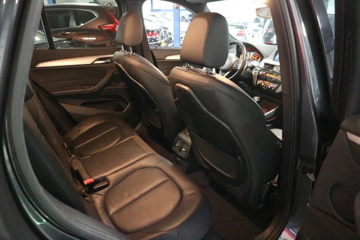 SDrive20i AUTOMAAT / NIEUW MODEL / LEES TEKST ! ! !