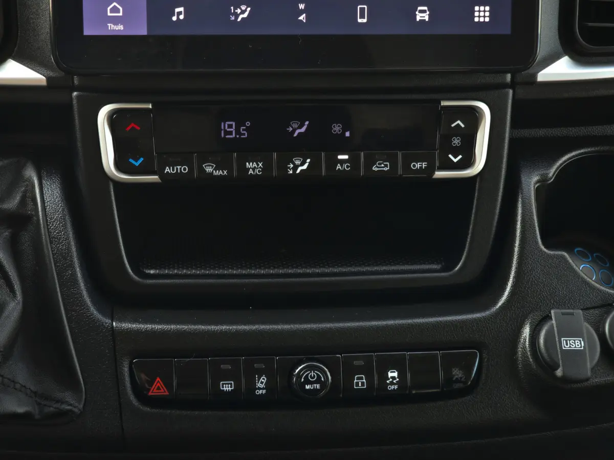 35 2.2 MultiJet L2H2 - 140 Pk - Euro 6 - Groot Scherm - Navi - ParkeerCamera - Airco - Cruise Control