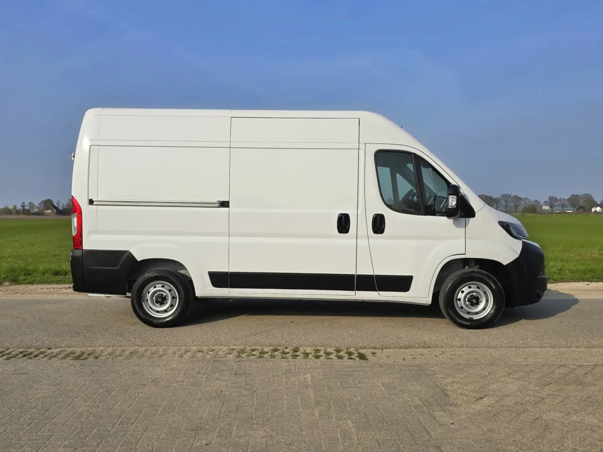 35 2.2 MultiJet L2H2 - 140 Pk - Euro 6 - Groot Scherm - Navi - ParkeerCamera - Airco - Cruise Control