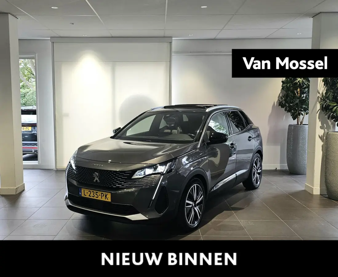 1.6 HYbrid 225 Blue Lease GT | Panoramisch schuifdak | Navigatie | 360° Camera