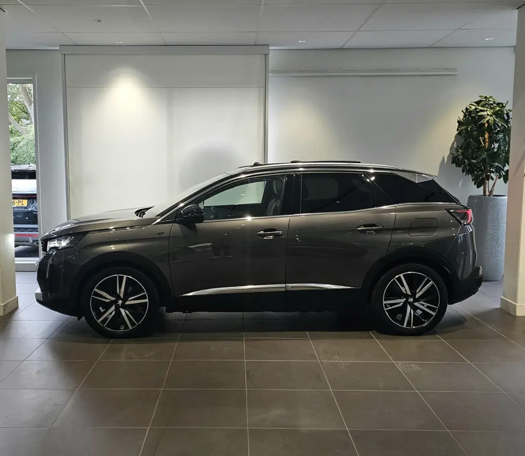 1.6 HYbrid 225 Blue Lease GT | Panoramisch schuifdak | Navigatie | 360° Camera
