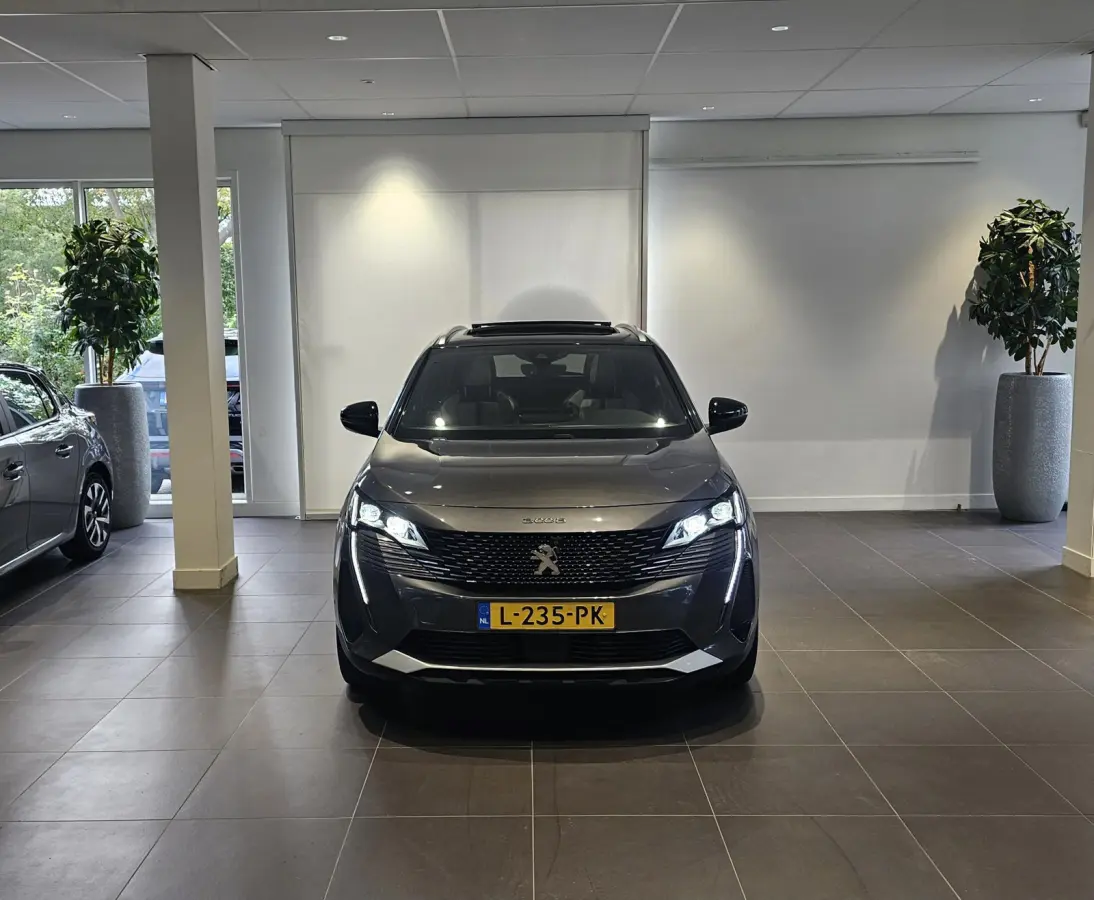 1.6 HYbrid 225 Blue Lease GT | Panoramisch schuifdak | Navigatie | 360° Camera