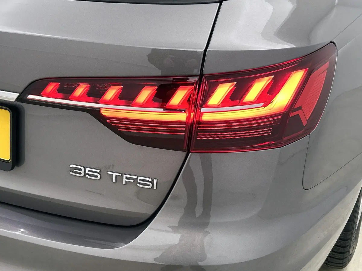 35 TFSI Launch edition Business | WORDT VERWACHT | APPLE CARPLAY - ANDROID AUTO | ELEKTRISCHE KOFFERKLEP | TREKHAAK | CLIMATE CONTROL | CRUISE CONTROL | MULTIFUNCTIONEEL STUURWIEL |