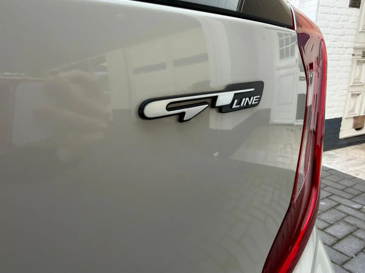 1.0 T-GDi GT-Line 100PK Schuif/kanteldak,Apple Carpl,NL auto,Camera A,Cruise Contr,Navi,Stoel+stuur verwarming