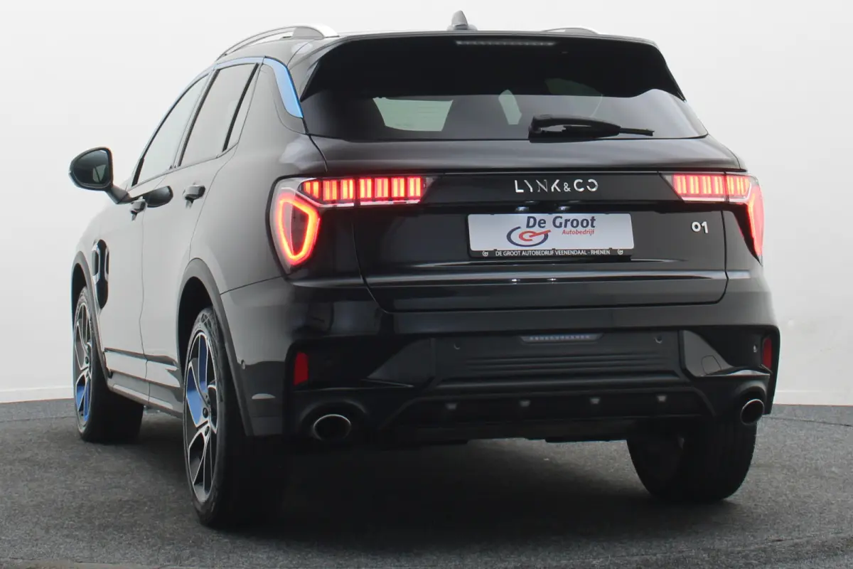 1.5 Plug-in Hybrid 360° Camera, Panoramadak, ACC, Apple Carplay, Infinity Sound, DAB, 20''