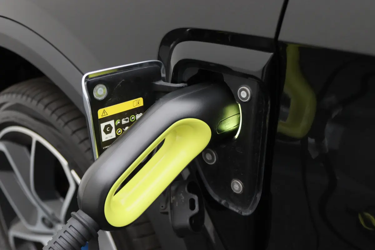 1.5 Plug-in Hybrid 360° Camera, Panoramadak, ACC, Apple Carplay, Infinity Sound, DAB, 20''