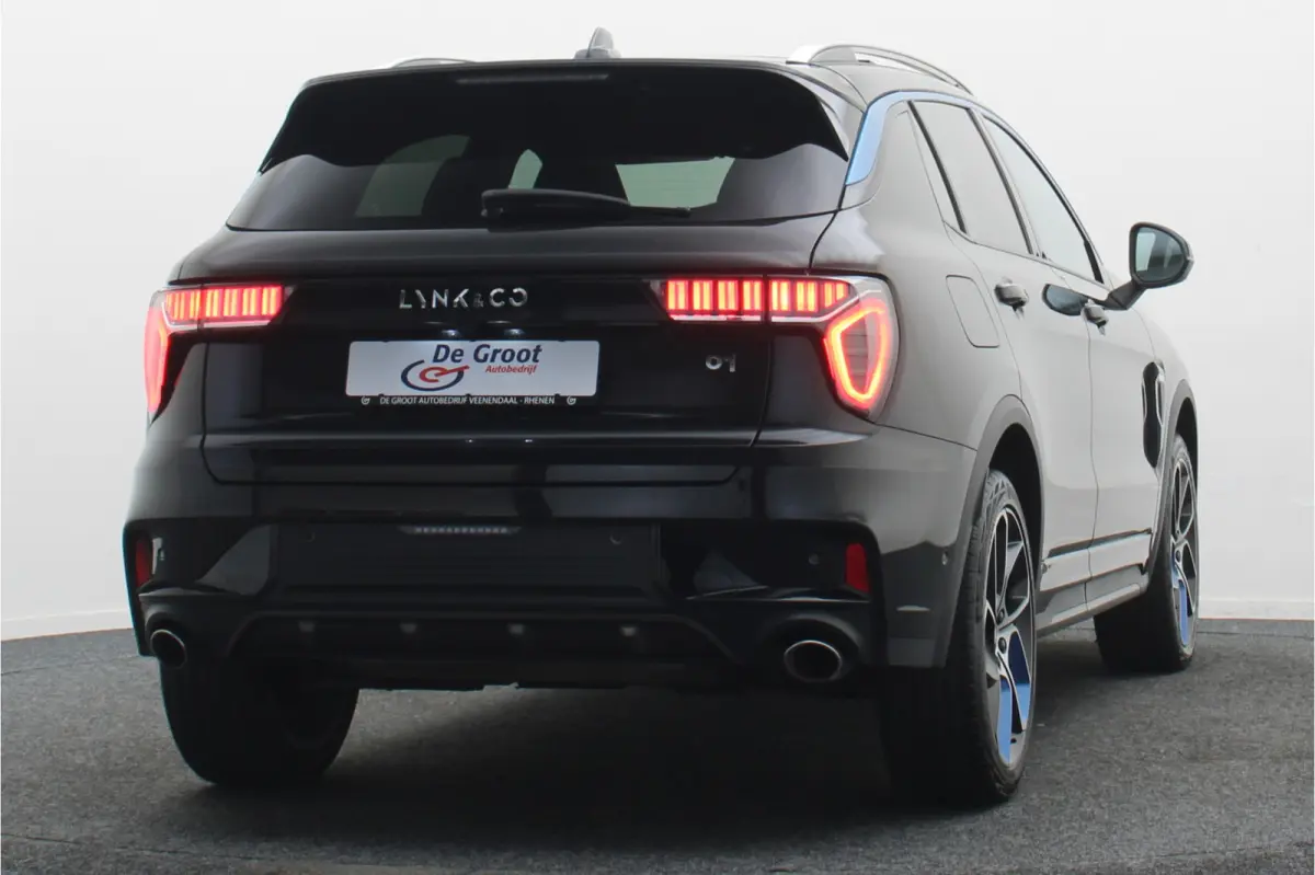 1.5 Plug-in Hybrid 360° Camera, Panoramadak, ACC, Apple Carplay, Infinity Sound, DAB, 20''