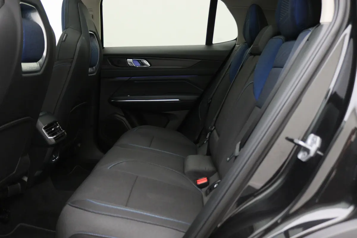 1.5 Plug-in Hybrid 360° Camera, Panoramadak, ACC, Apple Carplay, Infinity Sound, DAB, 20''