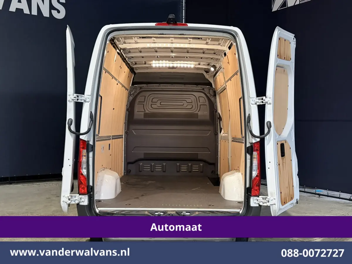 317 CDI 170pk 9G-Tronic Automaat L2H2 2025 Model Euro6 Airco | XL MBUX | Camera | Navigatie | LED Cruisecontrol, Stoelverwarming, 270 Graden Achterdeuren, Parkeersensoren, Bijrijdersbank