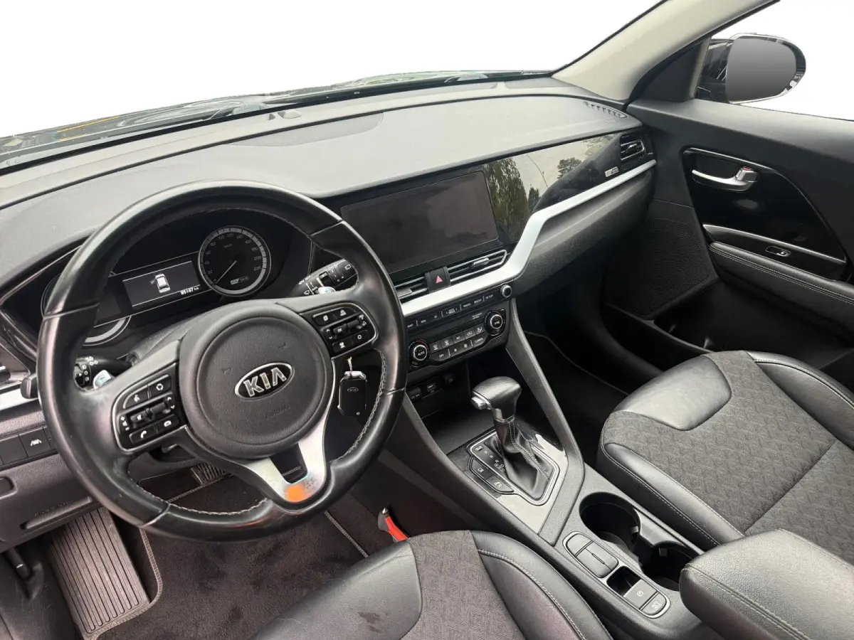 1.6 GDi Hybrid DynamicLine | Airco | Navi | Camera | LM Velgen | Cruise Control |