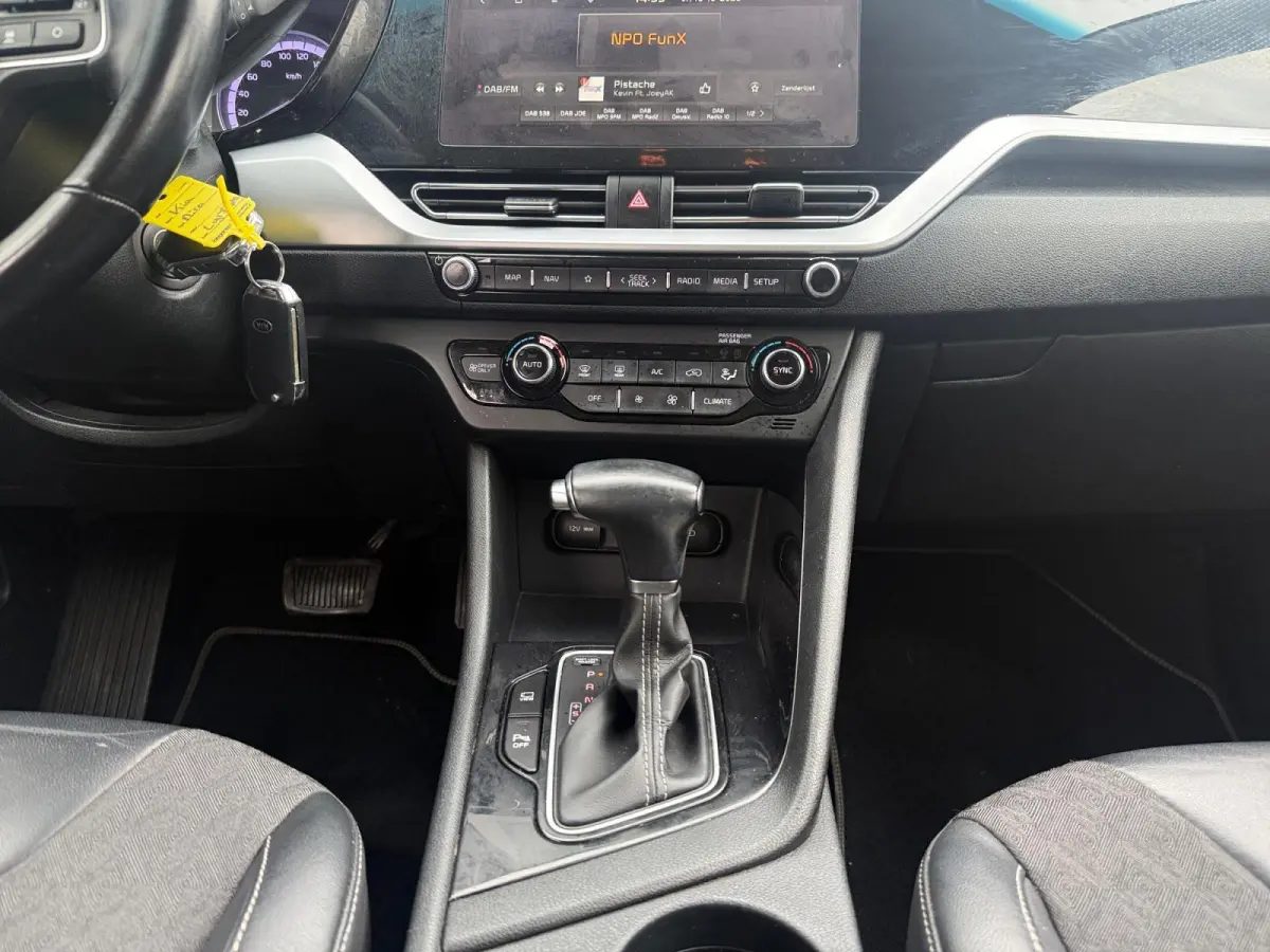 1.6 GDi Hybrid DynamicLine | Airco | Navi | Camera | LM Velgen | Cruise Control |