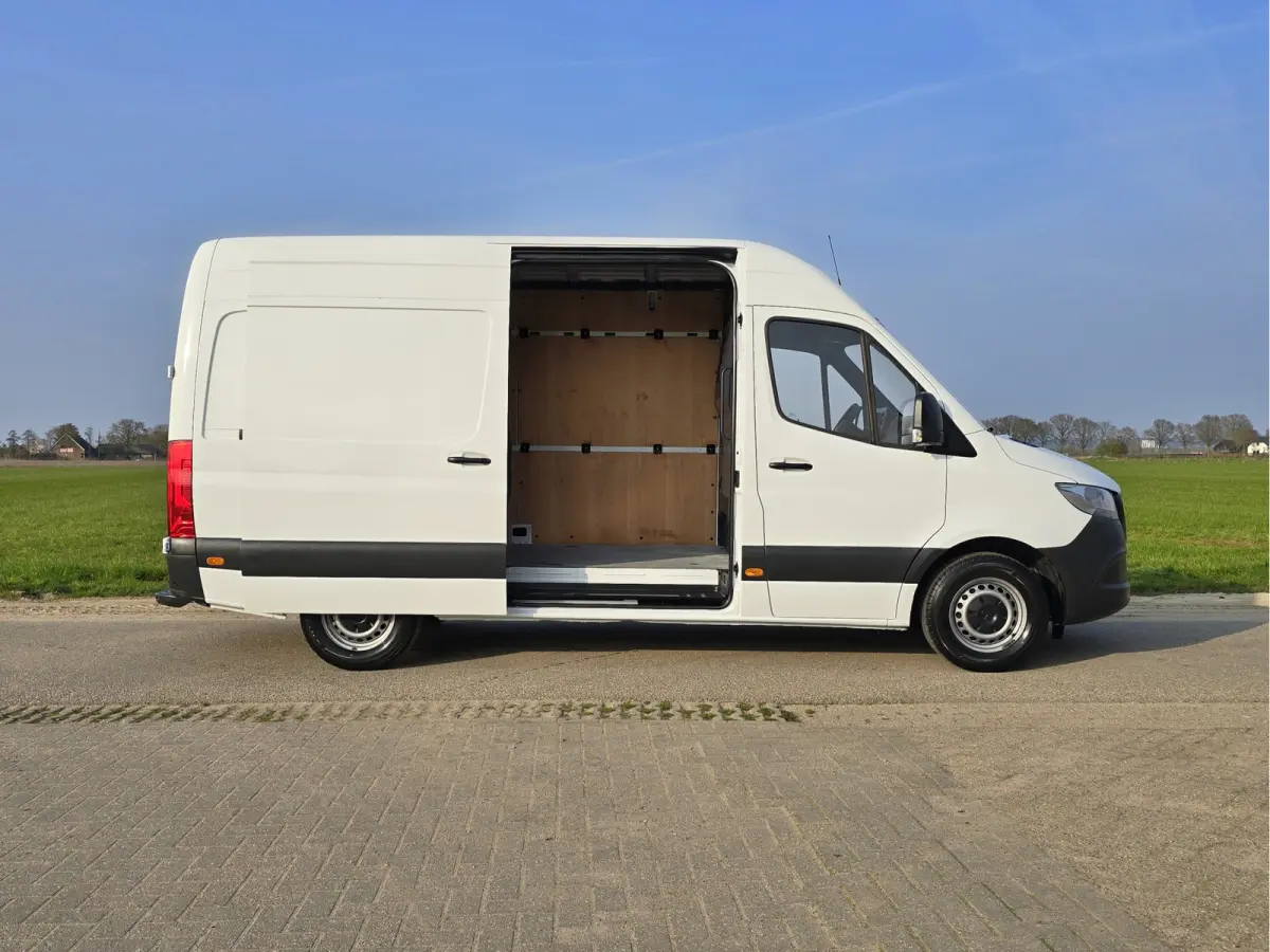 315 1.9 CDI L2 H2 RWD - 150 Pk - Euro 6 - MBUX - ParkeerCamera - Airco - Cruise Control