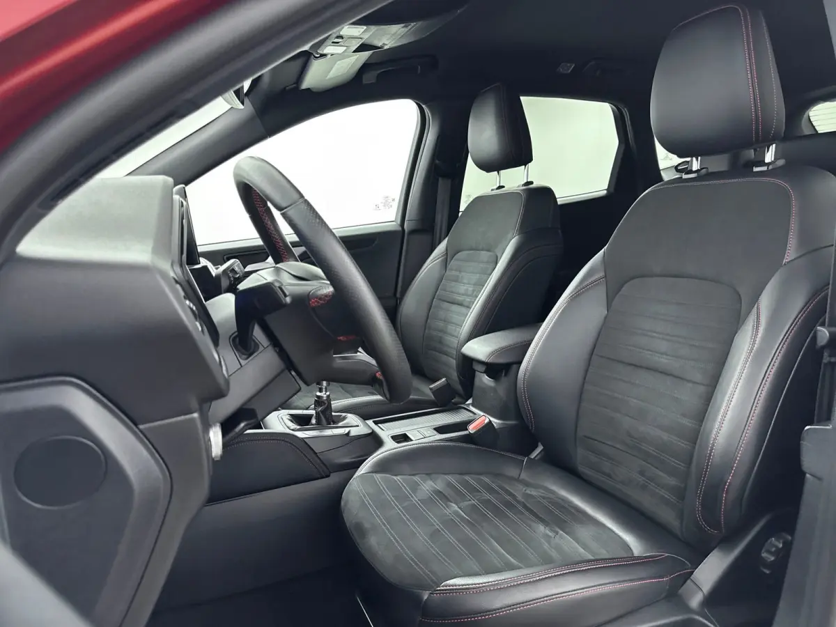 1.5 EcoBoost ST-Line X 150pk, 29dkm,1800kg Trekgewicht,CameraV+A,Winterpack