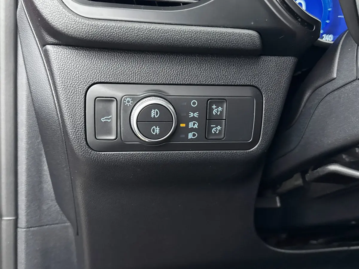 1.5 EcoBoost ST-Line X 150pk, 29dkm,1800kg Trekgewicht,CameraV+A,Winterpack