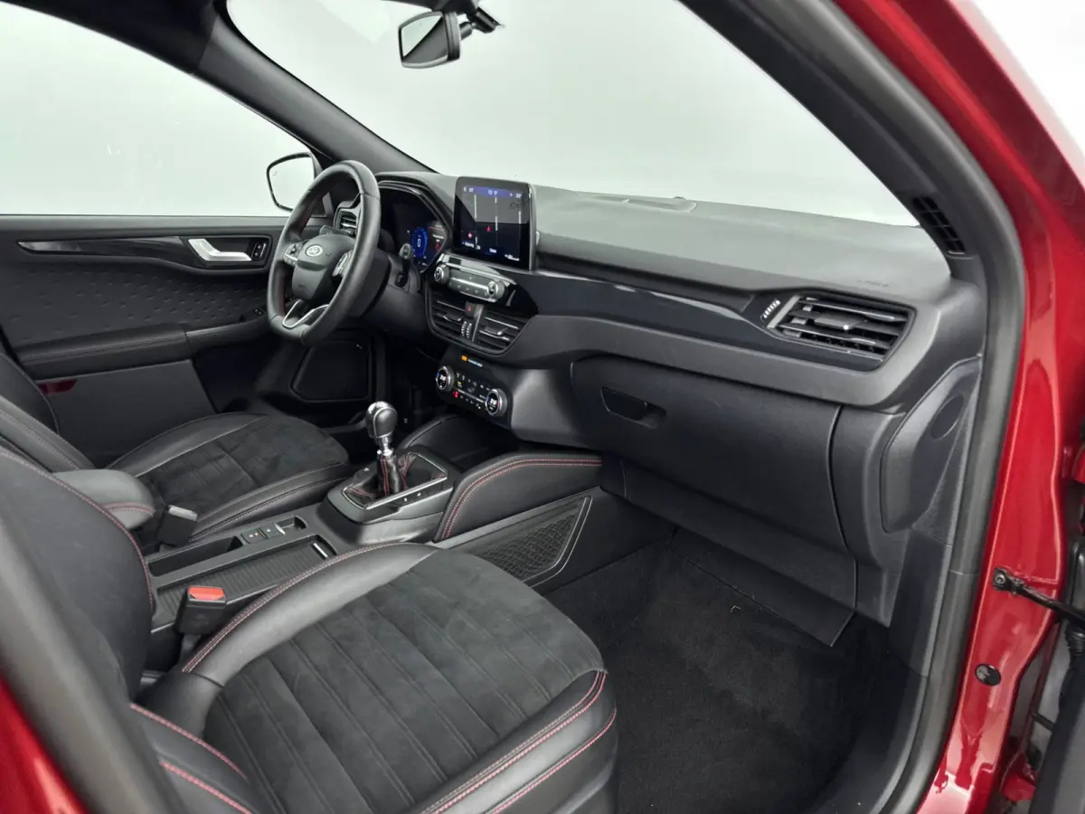 1.5 EcoBoost ST-Line X 150pk, 29dkm,1800kg Trekgewicht,CameraV+A,Winterpack