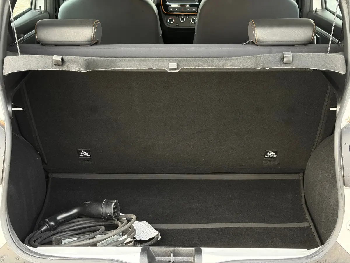 Comfort Plus 27kWh | Airco | Bluetooth | Achteruitrijcamera | Navigatie | DAB radio | Kunstlederen bekleding |