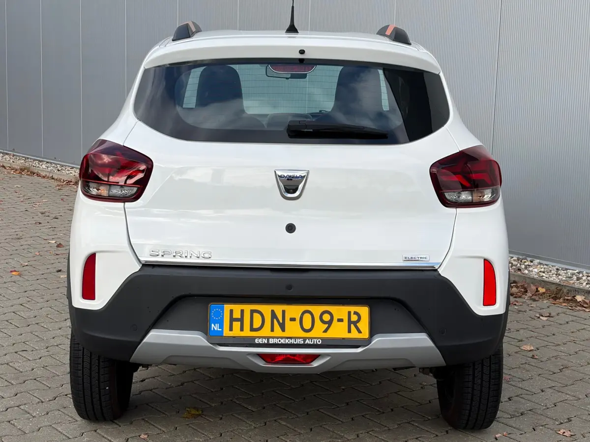 Comfort Plus 27kWh | Airco | Bluetooth | Achteruitrijcamera | Navigatie | DAB radio | Kunstlederen bekleding |