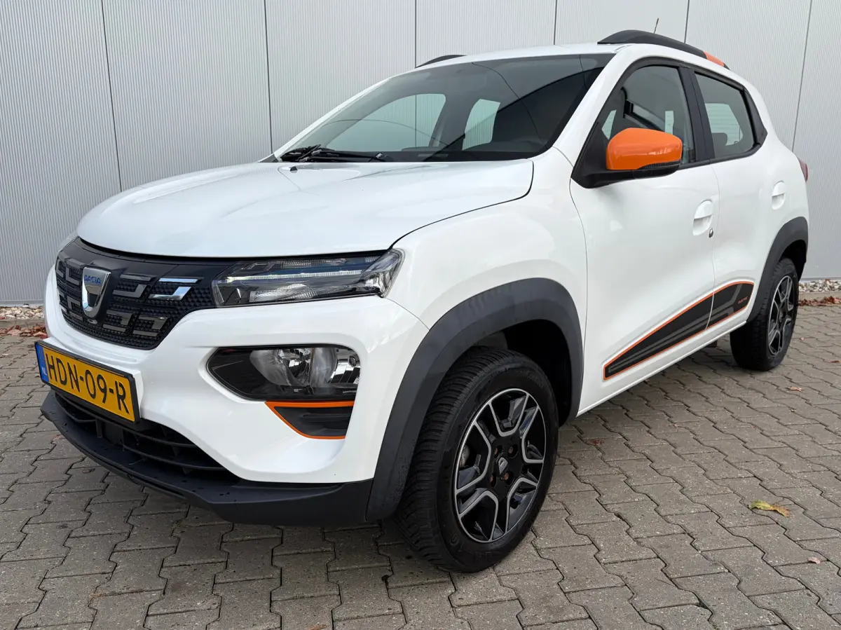 Comfort Plus 27kWh | Airco | Bluetooth | Achteruitrijcamera | Navigatie | DAB radio | Kunstlederen bekleding |