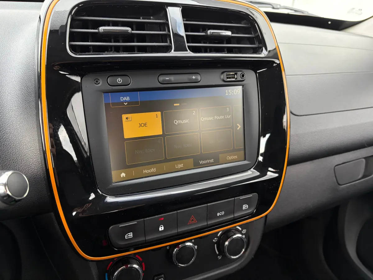 Comfort Plus 27kWh | Airco | Bluetooth | Achteruitrijcamera | Navigatie | DAB radio | Kunstlederen bekleding |