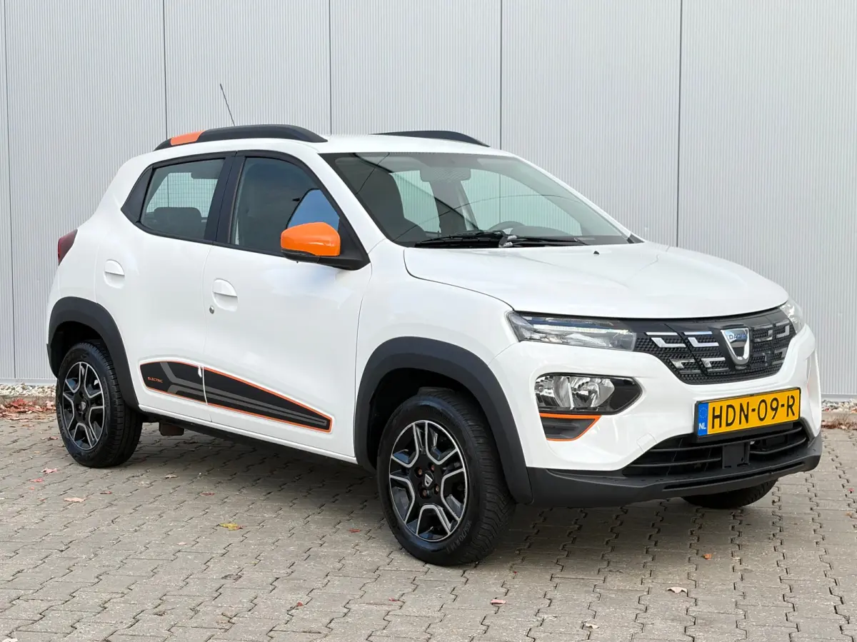 Comfort Plus 27kWh | Airco | Bluetooth | Achteruitrijcamera | Navigatie | DAB radio | Kunstlederen bekleding |