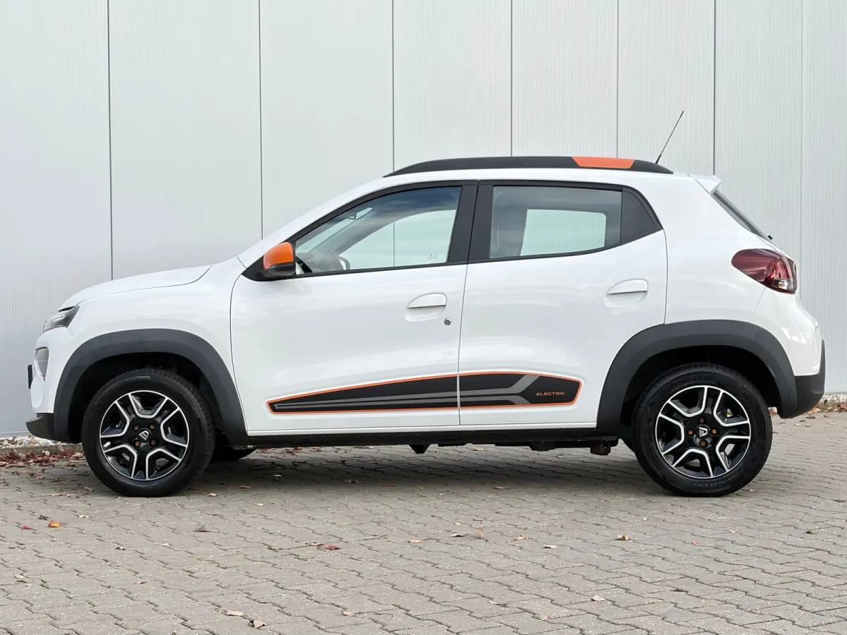 Comfort Plus 27kWh | Airco | Bluetooth | Achteruitrijcamera | Navigatie | DAB radio | Kunstlederen bekleding |