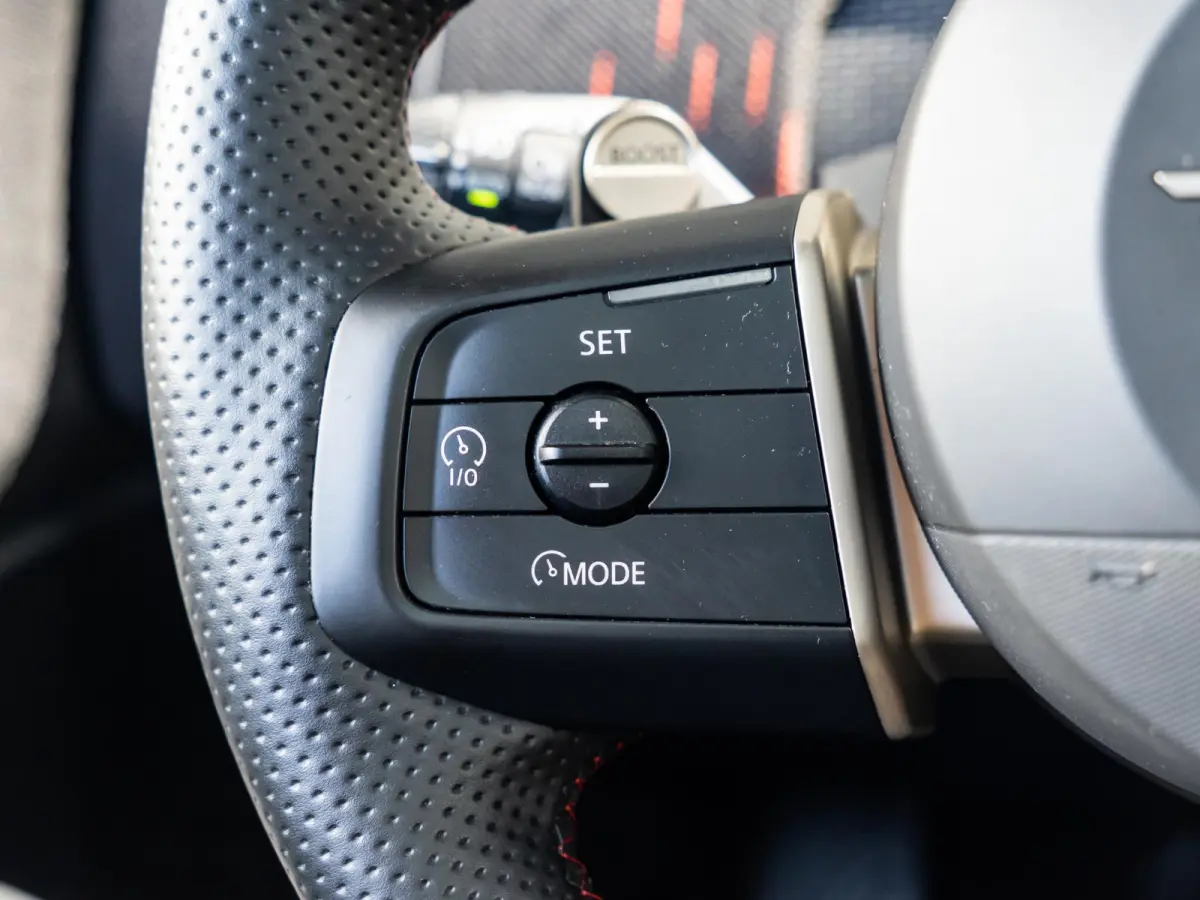 SE ALL4 John Cooper Works | XL-pakket | Glazen panoramadak | Elektrisch verstelbare stoelen |
