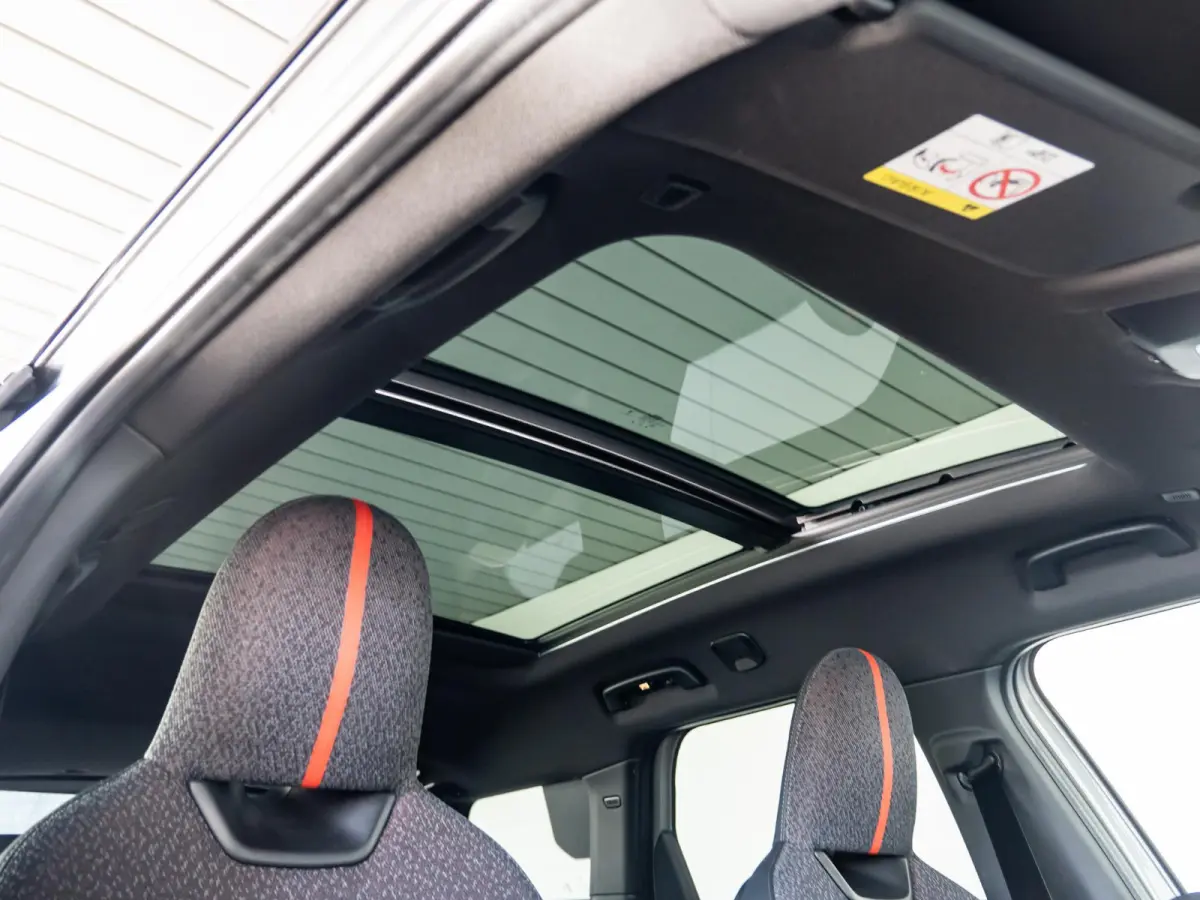 SE ALL4 John Cooper Works | XL-pakket | Glazen panoramadak | Elektrisch verstelbare stoelen |