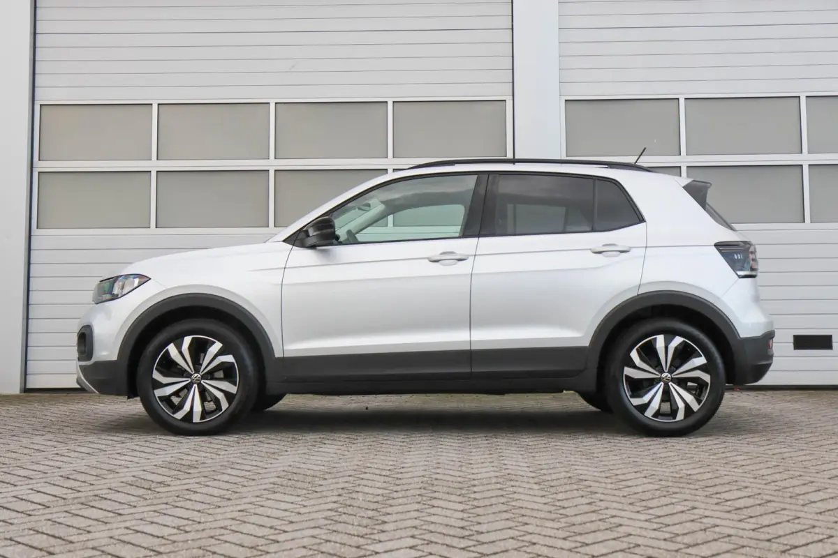 1.0 TSI 95pk Life | Navigatie | App Connect | Achteruitrijcamera | Clima