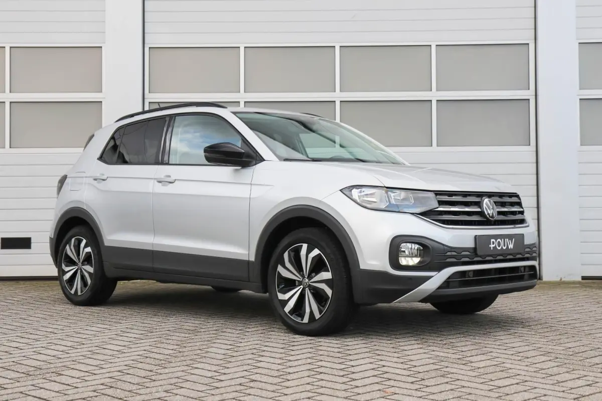 1.0 TSI 95pk Life | Navigatie | App Connect | Achteruitrijcamera | Clima